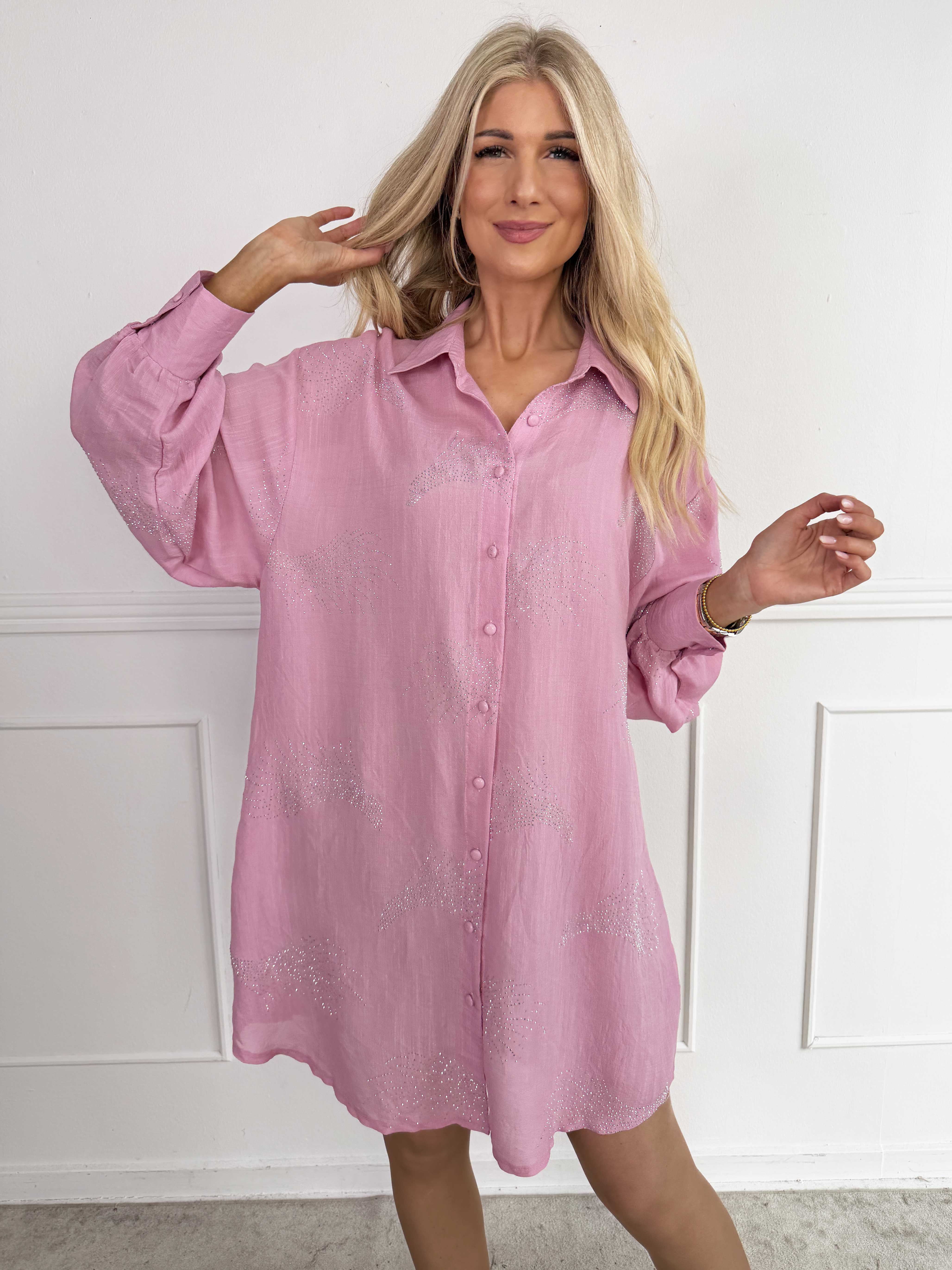 Heidy Long - Plus size skjortklänning med fina strass och pärlbroderad manschett